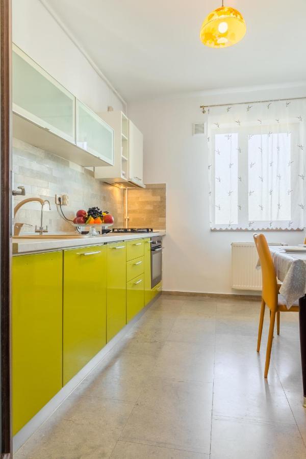 Lovely Apartment With City View Бухарест Экстерьер фото